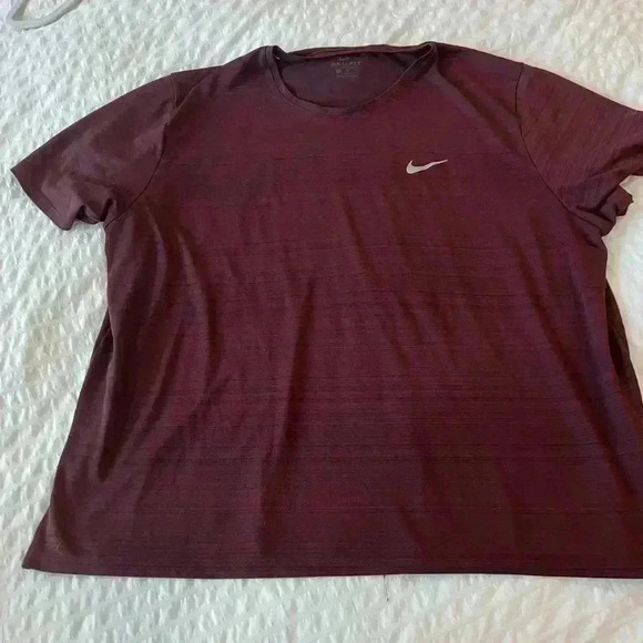 Nike Dri Fit men's XL running tee - Picture 1 of 6